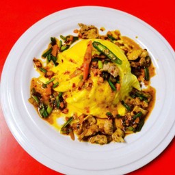 ข้าวไข่ข้นทอร์นาโดราดพริกเผา