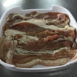 หมูสามชั้น (หมักพริกไทย)