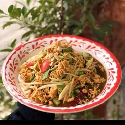 ตำมาม่ากรอบ