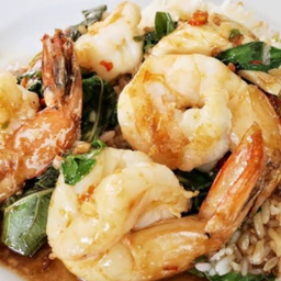 กระเพรากุ้งราดข้าว