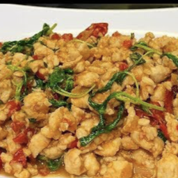 กระเพาไก่  ราดข้าว