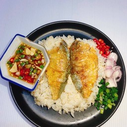 ข้าวหน้าปลาทูแกะ