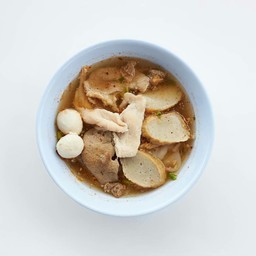ก๋วยเตี๋ยวมู๋ต้มยำ