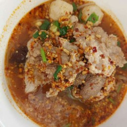 ก๋วยเตี๋ยว่ต้มยำ พิเศษ เลือกเส้นได้ (ชิมก่อนปรุง)
