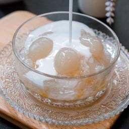 ข้าวเหนียวเปียกลำไย