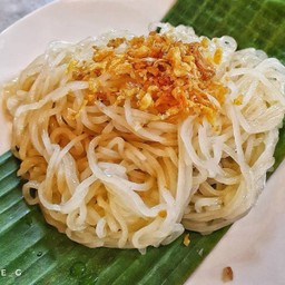 เส้นเล็กลวก