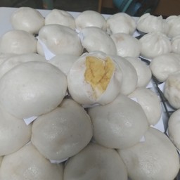 ซาลาเปาใส้ครีม