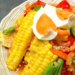 สัมตำข้าวโพดไข่เค็ม