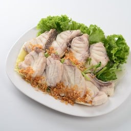 เนื้อปลาเก๋าลวก