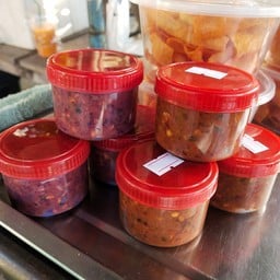 หมูปิ้งยายเลิศ หน้าวัดสว่าง