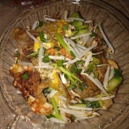 ร้อยล้าน ผัดไทย หอยทอด