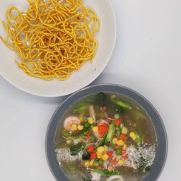 16 ราดหน้าคู่หู