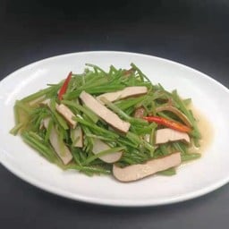 เต้าหู้ผัดคื่นฉ่าย 芹菜炒豆干