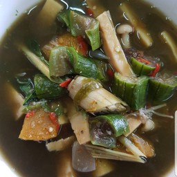 แกงเปอะหน่อไม้