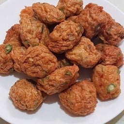 อาร์มี่ ทอดมัน Army Tod Man