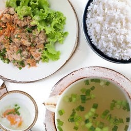 Promotion เกาเหลาคลุก(แห้ง)หมูบะช่อทรงเครื่อง + ข้าวเปล่า + ไข่ออนเซ็น 1 ฟอง