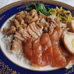 ข้าวขาหมูมุมอร่อย @กะทู้