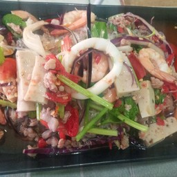 ยำทะเลรวม