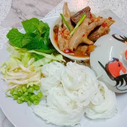 ร้านเส้นแซ่บ ร้านเส้นแซ่บ