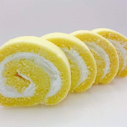 โรลมะพร้าวนมสด