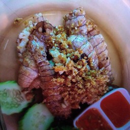 ทะเลกระเทียม(กับข้าว)