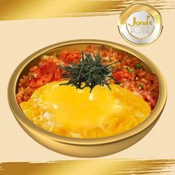 ข้าวผัดกิมจิไก่ ไข่ลาวาชีส