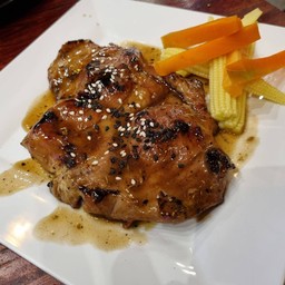 เสต๊กหมู จิ้มแจ่ว