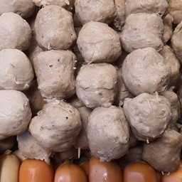 ลูกชิ้นเอ็นเนื้อทอด