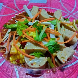 ยำไก่ยอ