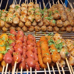 ไส้กรอกรมควันไก่ย่าง