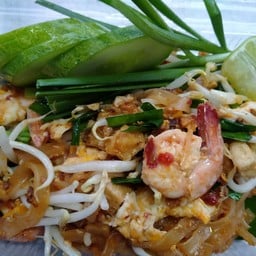 ร้านสหรัฐผัดไทยกุ้งสด