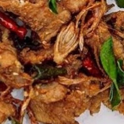 ข้าวหมูทอดขมิ้นน้ำจิ้มแจ่วสูตรโบราณ หาดใหญ่