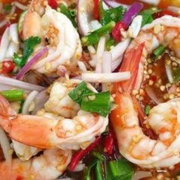 ยำกุ้งลวกน้ำปลาร้า