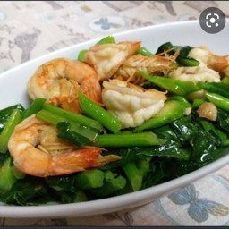 ข้าวคะน้ากุ้ง