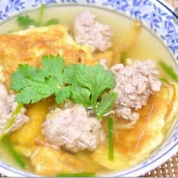 ต้มจืดไข่น้ำผักกาดขาว