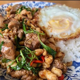 ข้าวกะเพราไก่