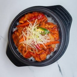 ข้าวหน้าหมูผัดซอสเกาหลี Jeyuk-deopbap