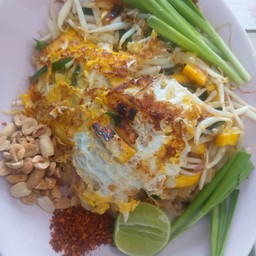 คนไม่มีีเส้น (เกาเหลาผัดไทย)