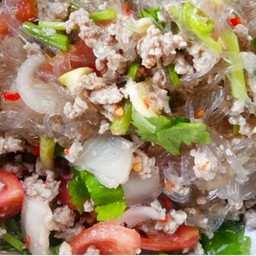 ยำวุ้นเส้นหมูสับ