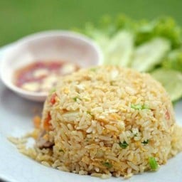 ข้าวผัดปู