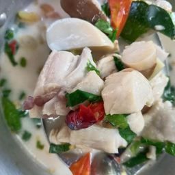 ต้มข่าไก่