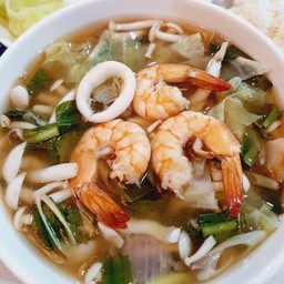 ต้มยำทะเลน้ำใส