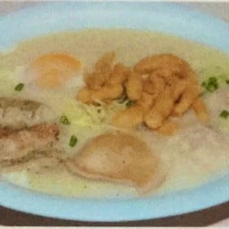 โจ๊กเครื่องในล้วน ใส่ไข่