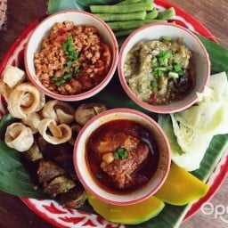 อาหารเหนือ ( เจ้าเก่าเซ็นทรัล )