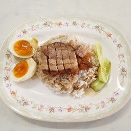 ข้าวหมูกรอบ+ไข่