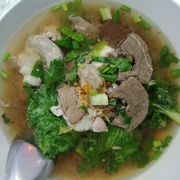 ต้มเลือดหมู&ก๋วยเตี๋ยวหมู-เนื้อ