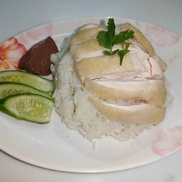 ข้าวมันไก่แม่แมว(สูตรไหหลำ) ซอยภูมิจิตร พระโขนง