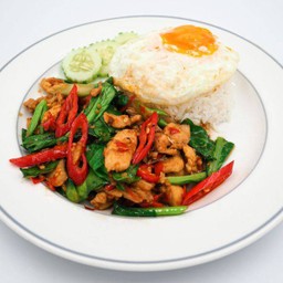 ข้าวคะน้าไก่