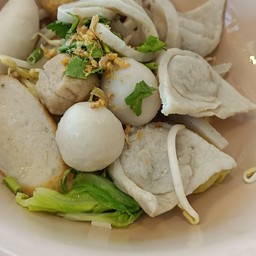 เส้นปลา+เกี้ยวปลา