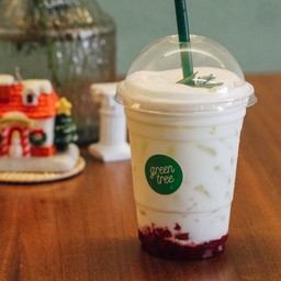 นมสตรอร์เบอร์รี่